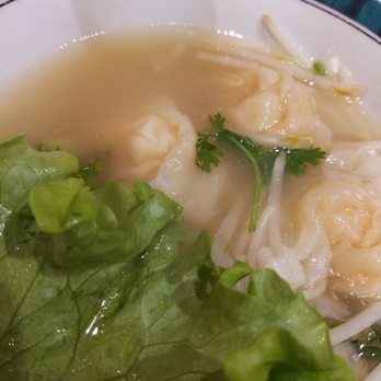 Gourmet Royal - Dumpling soup with prawns - Chinese Near Me - Paris, 75 Gourmet Royal - Dumpling soup with prawns - Chinese Near Me - Paris, 75