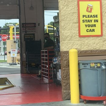 Take 5 Oil Change - Pulling up to the entrance, Mario was on it!! - Oil Change Stations Near Me - Smyrna, Georgia Take 5 Oil Change - Pulling up to the entrance, Mario was on it!! - Oil Change Stations Near Me - Smyrna, Georgia