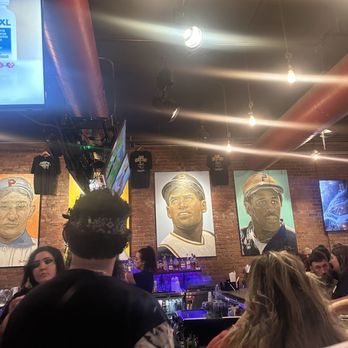 NORTH SHORE TAVERN - 133 Photos & 101 Reviews - 120 Federal St