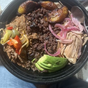 Mambo Cuban Restaurant & Lounge - Bandeja cubana - Cuban Near Me - Union, New Jersey