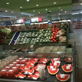 REWE - Obstabteilung - Grocery Near Me - Berlin, BE