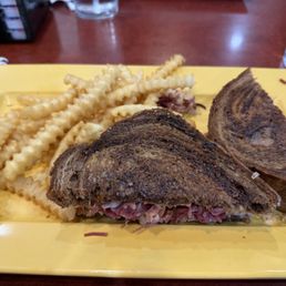 Rueben with fries