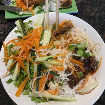 Pho Q Long - 61. Vermicelli with Grilled Beef - Vietnamese Near Me - Houston, Texas