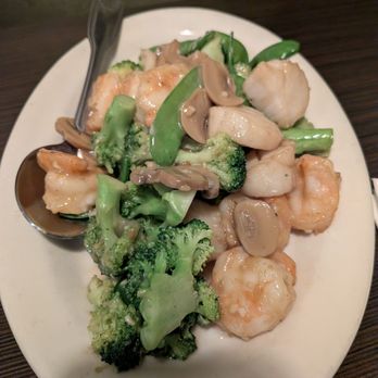Panda Garden - Crystal shrimp and scallops - Chinese Near Me - San Marcos, California