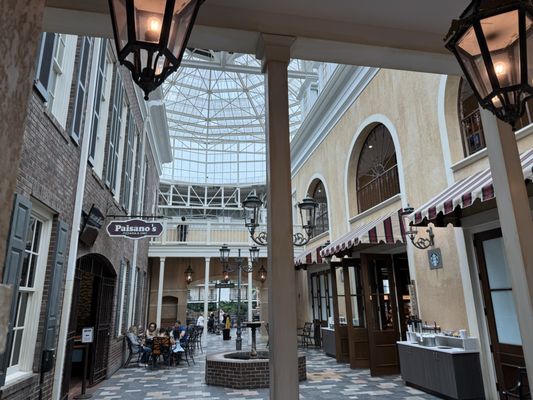 Gaylord Opryland Resort & Convention Center by null
