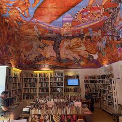 Biblioteca de San Miguel Allende - Photo 3: Mural