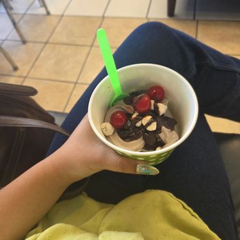 Carlitos Frozen Yogurt - Cookies n' cream frozen yogurt with brownie bites, cookie dough, cherries, and chocolate drizzle - Ice Cream & Frozen Yogurt Near Me - Hemet, California Carlitos Frozen Yogurt - Cookies n' cream frozen yogurt with brownie bites, cookie dough, cherries, and chocolate drizzle - Ice Cream & Frozen Yogurt Near Me - Hemet, California