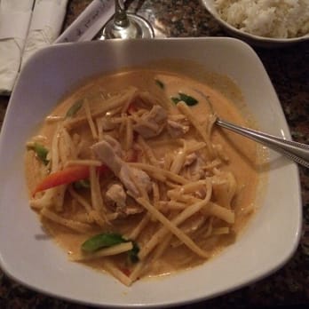 Thai Cafe - Spice chicken dish, with curry - Thai Near Me - Miami Lakes, Florida