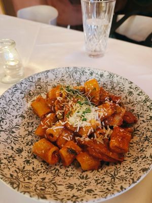 Gino & Marty's by null