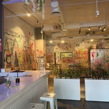 The Splatter Studio - Inside - Paint & Sip Near Me - Santa Monica, California The Splatter Studio - Inside - Paint & Sip Near Me - Santa Monica, California