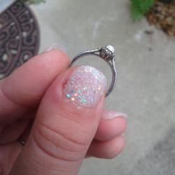 Kay Jewelers - Why is the "silver" rusting?