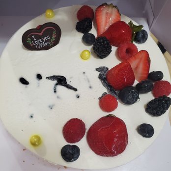 Paris Baguette - Bakeries Near Me - Flushing, New York