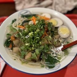 AhHa Noodles - Vegetarian Pho