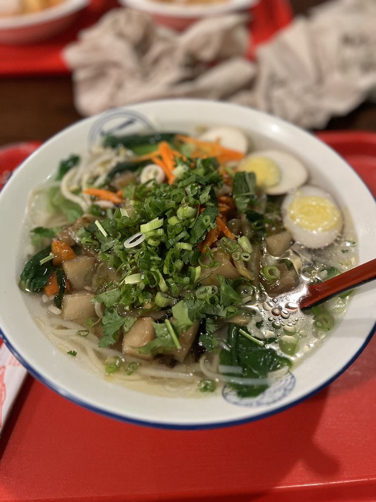 Food from AhHa Noodles