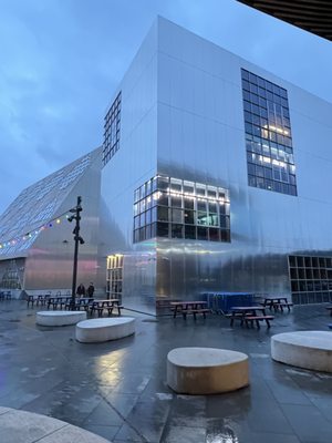 The O2 by null