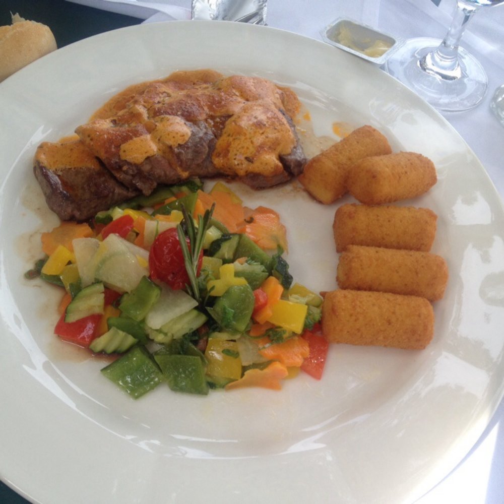 Hotel Bad Horn - Entrecôte - Hotels Near Me - Horn, TG