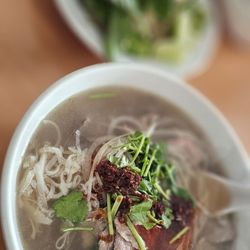 Pho Hong Thom