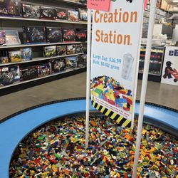 eBricks Outlet - Creation station was loaded