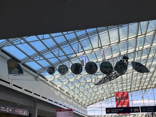Montréal-Pierre Elliott Trudeau International Airport by null
