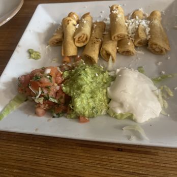 Los Molcajetes Bar & Grill - Mexican Near Me - Santa Rosa, California Los Molcajetes Bar & Grill - Mexican Near Me - Santa Rosa, California