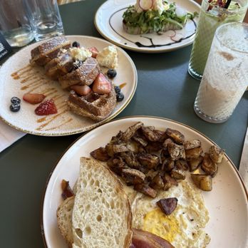 Hatch 44 Cafe - Farmer's Platter, Que Churro, and Avo Toast (Spicy) - Cafes Near Me - Bradley Beach, New Jersey Hatch 44 Cafe - Farmer's Platter, Que Churro, and Avo Toast (Spicy) - Cafes Near Me - Bradley Beach, New Jersey