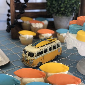 Mad Attic Hawaii - a mini van and cupcakes - Party & Event Planning Near Me Mad Attic Hawaii - a mini van and cupcakes - Party & Event Planning Near Me