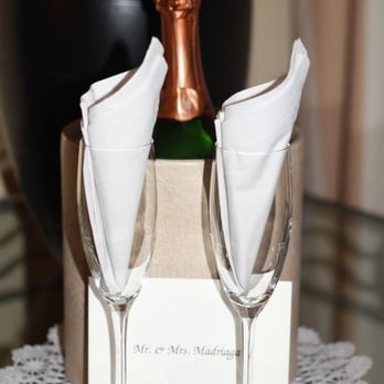 Harbor View Inn - The complementary champagne they gfave us for our anniversary. - Hotels Near Me - Santa Barbara, California Harbor View Inn - The complementary champagne they gfave us for our anniversary. - Hotels Near Me - Santa Barbara, California