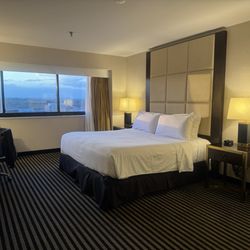 APA Hotel Woodbridge