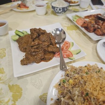 Makan House - Beef Rendang. $20.95. Excellent version. Would recommend. Semi-dry style - Malaysian Near Me - Brooklyn, New York Makan House - Beef Rendang. $20.95. Excellent version. Would recommend. Semi-dry style - Malaysian Near Me - Brooklyn, New York