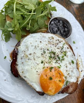 Longman & Eagle by null