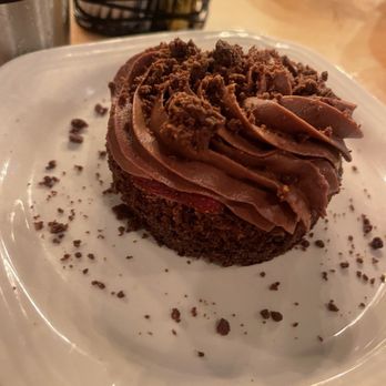 Drew's Bayshore Bistro - Delicious dessert special - New American Near Me - Keyport, New Jersey