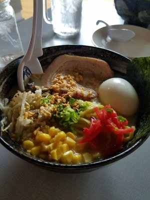 Xinji Noodle Bar by null