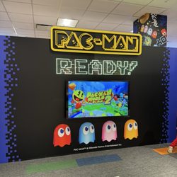 Toys R Us