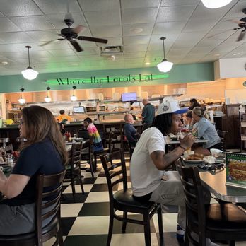 Metro Diner - Main dining - American Near Me - Charlotte, North Carolina Metro Diner - Main dining - American Near Me - Charlotte, North Carolina