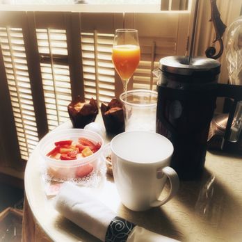 Inn on the Creek - Breakfast - Bed & Breakfast Near Me - Salado, Texas Inn on the Creek - Breakfast - Bed & Breakfast Near Me - Salado, Texas