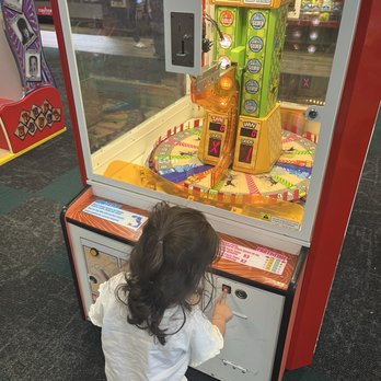 Chuck E. Cheese - Pizza Near Me - St. Charles, Missouri