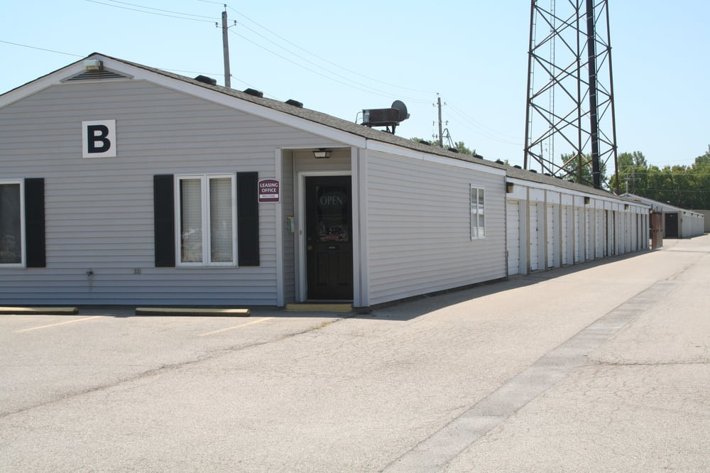 WHITE OAKS MINI STORAGE Updated August 2024 3500 Hollis Dr