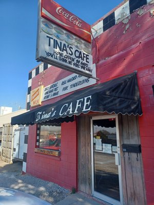 Tina's Cafe & Catering by null