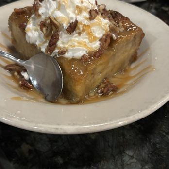 Broken Barrel Bar And Grill - Amazing bread pudding - Bars Near Me - Middletown, Ohio