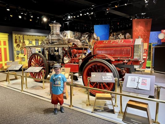 Connecticut's Old State House by null