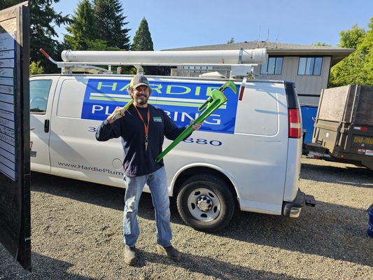 Hardie Plumbing Logo