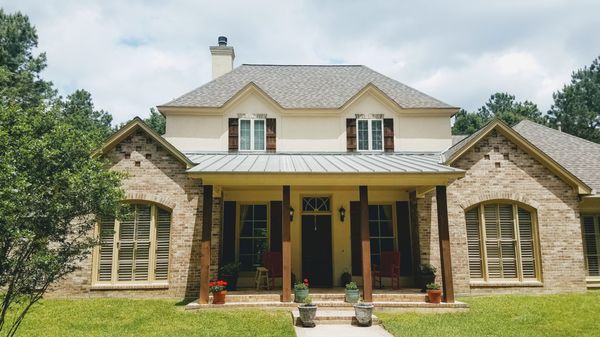 AGS Roofing & Remodeling Logo