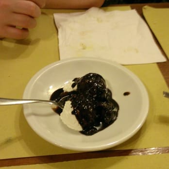Osteria Acquacheta - fresh ricotta with chocolate sauce...yum - Italian Near Me - Montepulciano, SI Osteria Acquacheta - fresh ricotta with chocolate sauce...yum - Italian Near Me - Montepulciano, SI