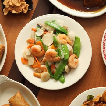 China Restaurant - shrimp with snow pea - Chinese Near Me - Roseville, Minnesota China Restaurant - shrimp with snow pea - Chinese Near Me - Roseville, Minnesota