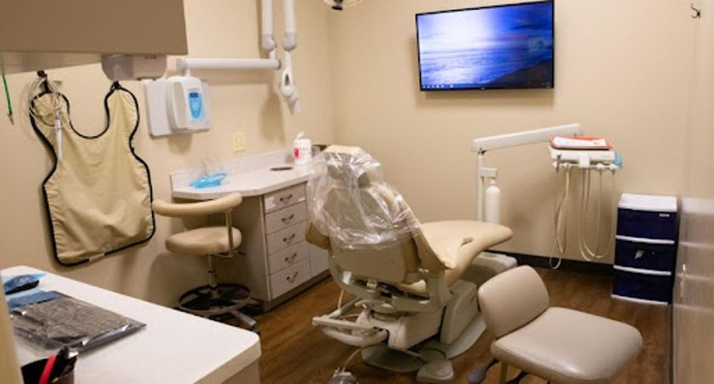 ANTHEM DENTISTRY Updated August 2024 16 Reviews 3668 W Anthem Way, Anthem, Arizona
