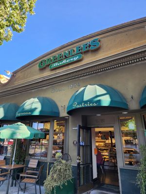 Greenlee's Bakery by null