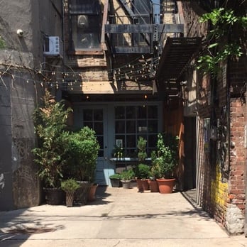 Freemans - Freemans Alley - Breakfast & Brunch Near Me - New York, New York