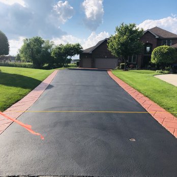 Wolf's Sealcoating - General Contractors Near Me - Joliet, Illinois