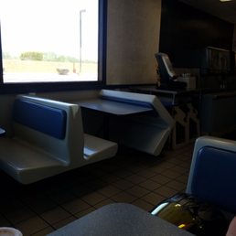 This seat has been broken for a lonnnnnnng time! Kinda goes with the type of service you get here.