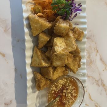 Benjarong Thai Restaurant - Fried Tofu - Thai Near Me - Westchester, Illinois Benjarong Thai Restaurant - Fried Tofu - Thai Near Me - Westchester, Illinois